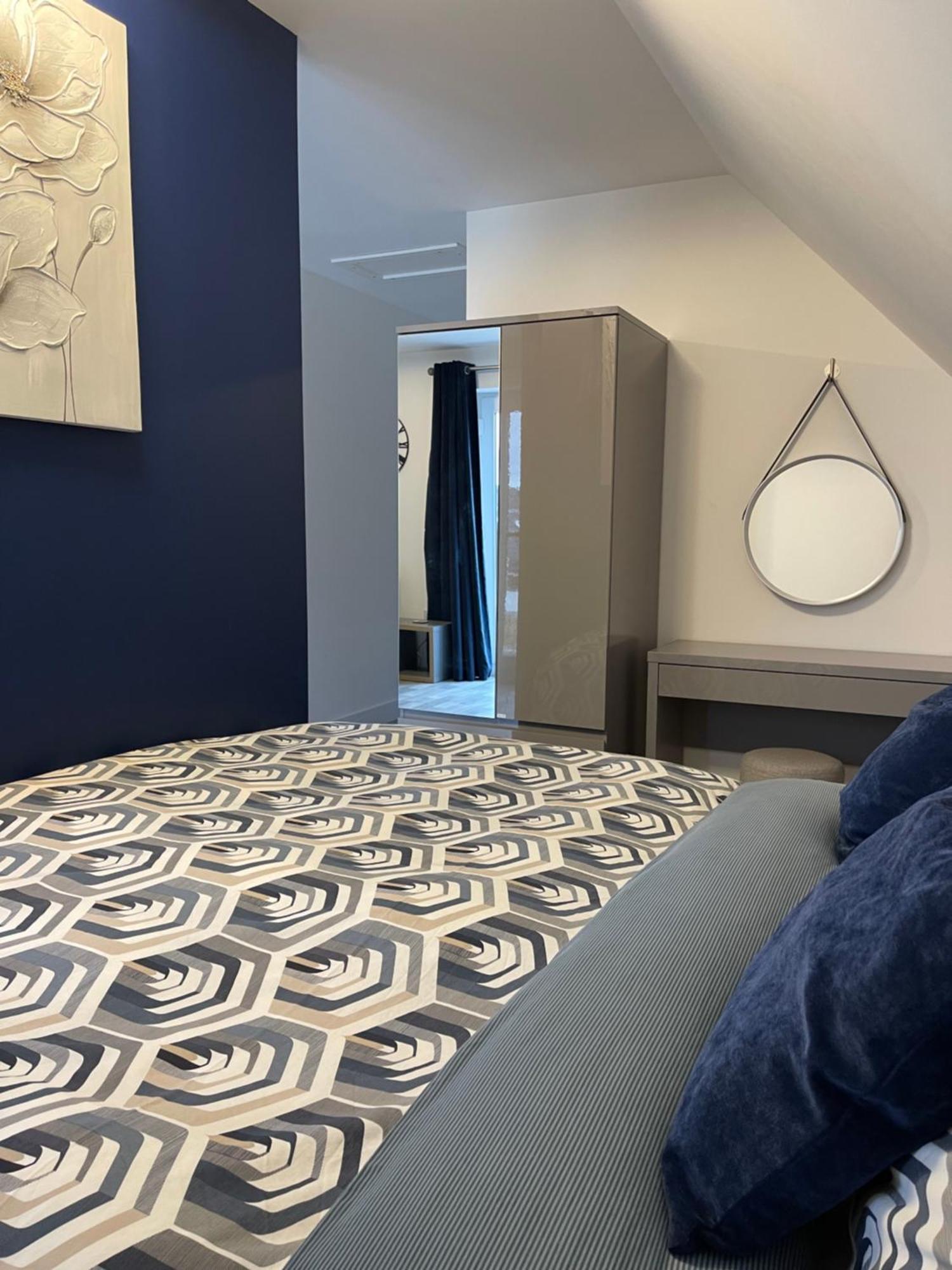 Lochside Loft - Self Catering Apartment For 2 In A Great Location For Inverness Airport And Both Cabot Highlands & Nairn Golf Courses Екстериор снимка