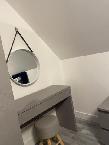 Lochside Loft - Self Catering Apartment For 2 In A Great Location For Inverness Airport And Both Cabot Highlands & Nairn Golf Courses Екстериор снимка