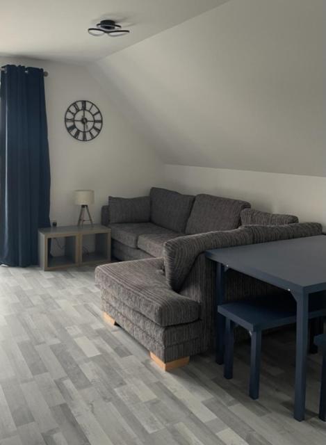 Lochside Loft - Self Catering Apartment For 2 In A Great Location For Inverness Airport And Both Cabot Highlands & Nairn Golf Courses Екстериор снимка