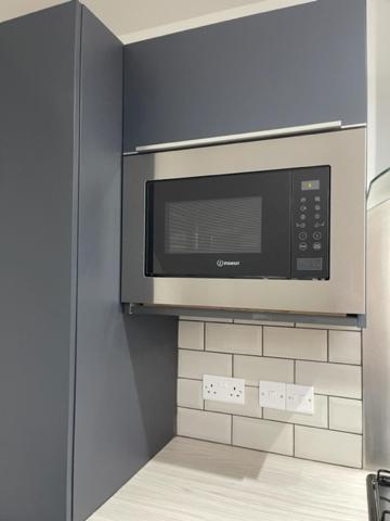 Lochside Loft - Self Catering Apartment For 2 In A Great Location For Inverness Airport And Both Cabot Highlands & Nairn Golf Courses Екстериор снимка